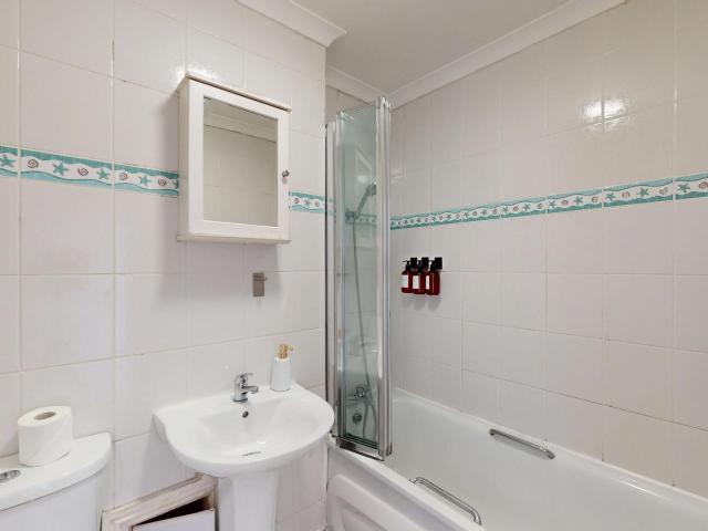 1 bedroom flat to rent on Essex Road, London