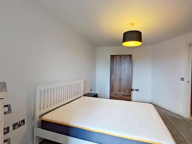 1 bedroom flat to rent on Gotts Road, Leeds