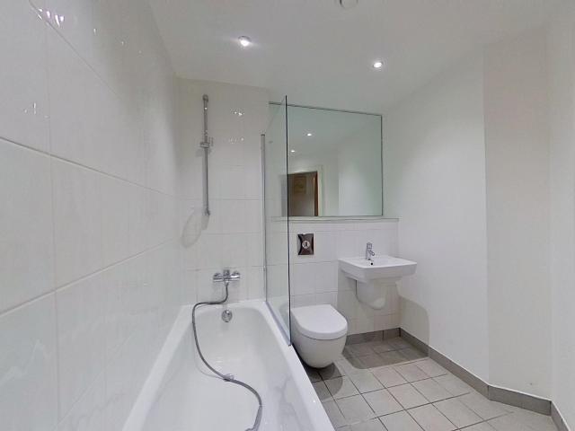 1 bedroom flat to rent on Gotts Road, Leeds