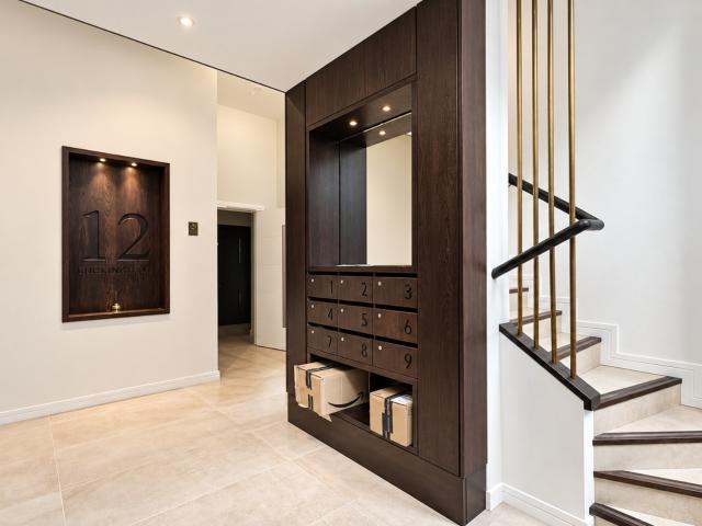 1 bedroom flat to rent on Great Newport Street, London