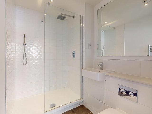 1 bedroom flat to rent on St. Peters Street, Bedford