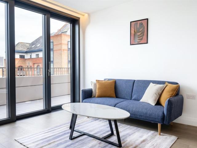 1 bedroom flat to rent on William Morris Way, London
