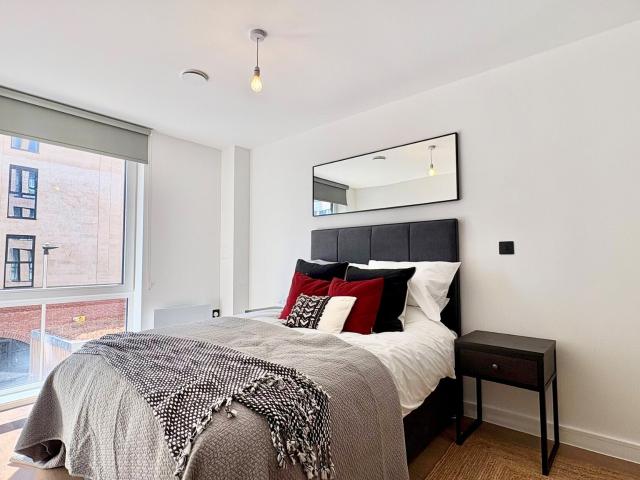 1 bedroom flat to rent on Windsor Bridge Road, Bath