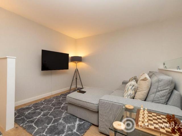 1 Bedroom Flat to Rent at Broughton, Edinburgh, Leith Walk