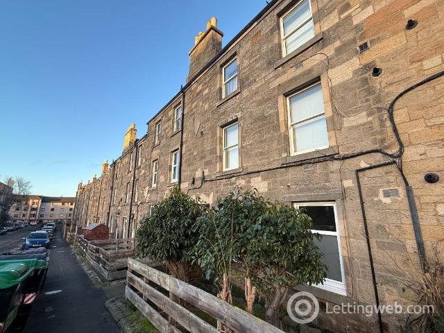 1 Bedroom Flat to Rent at Edinburgh, Leith Walk