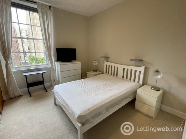 1 Bedroom Flat to Rent at Edinburgh/City Centre, Edinburgh, Old Town