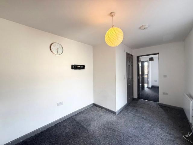 1 Bedroom Flat to Rent Dodworth Rd, Barnsley