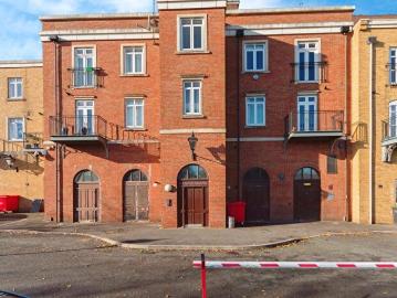 1 Bedroom Flat To Rent In Main Street, Dickens Heath, Solihull, B90