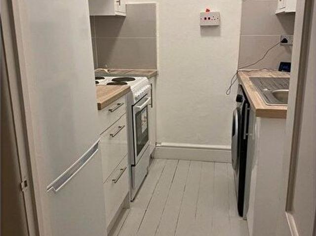 1 Bedroom Flat To Rent In Market Square, Winslow, MK18
