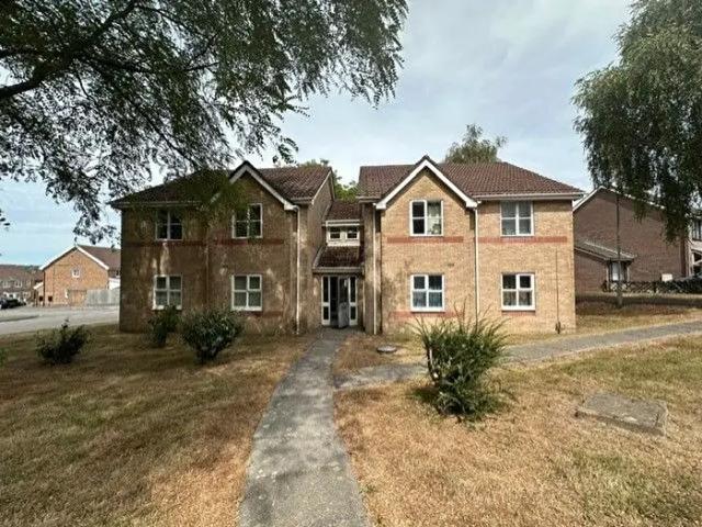 1 Bedroom Flat To Rent In Midland Place, Llansamlet, Swansea, SA7