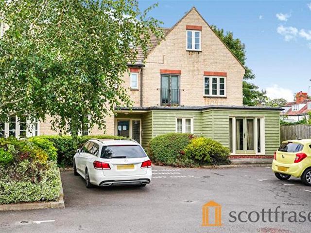 1 Bedroom Flat To Rent In Millins Yard, B High Street, Witney, OX28