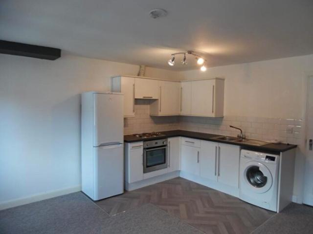 1 Bedroom Flat To Rent In Milton Street, Northampton, NN2