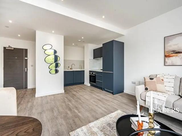1 Bedroom Flat To Rent In Buckingham Court, Silbury Boulevard, MK9