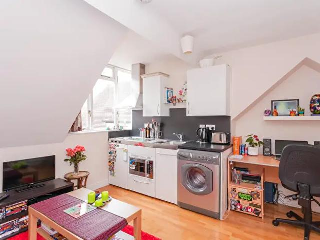 1 Bedroom Flat To Rent In Banbury Road, Oxford, Oxfordshire, OX2