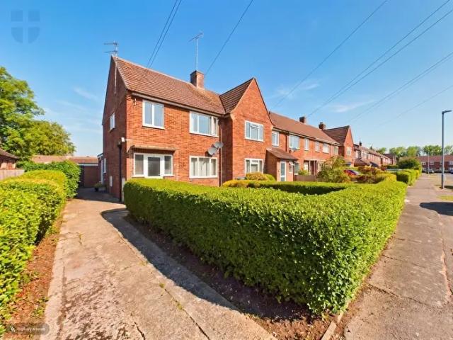 1 Bedroom Flat To Rent In Barnsbury Avenue, Broughton, HP20
