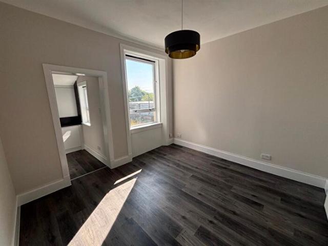 1 Bedroom Flat To Rent In Bellshill Road, Motherwell, ML1