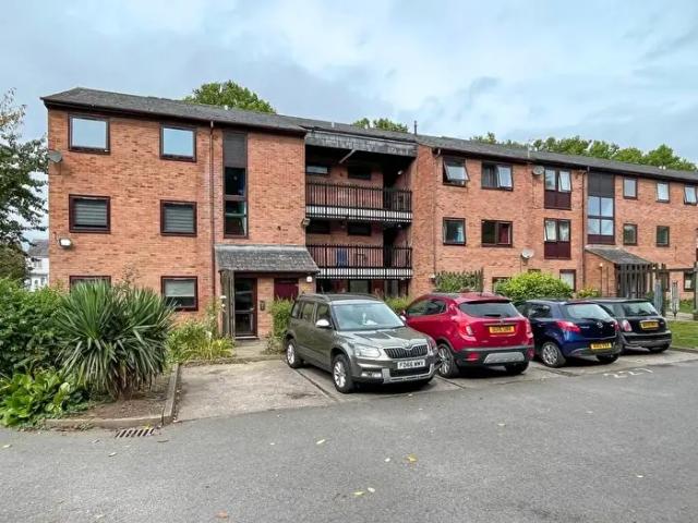 1 Bedroom Flat To Rent In Blackbird Road, Leicester, LE4