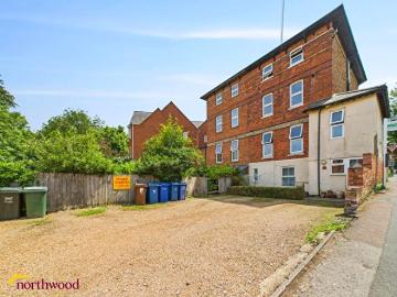1 Bedroom Flat To Rent In Broughton Road, Banbury, OX16