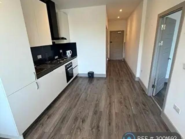 1 Bedroom Flat To Rent In Cube House, Stoke Mandeville, Aylesbury, HP22