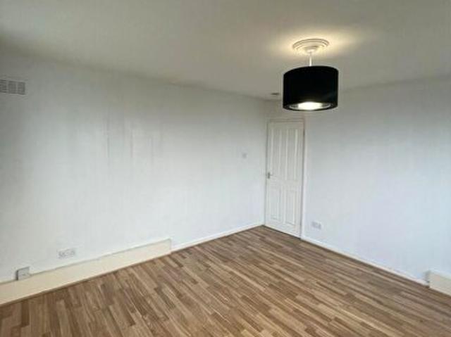 1 Bedroom Flat To Rent In Castlefern Road, Glasgow, G73