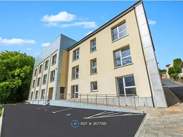 1 Bedroom Flat To Rent In Carlton House, Ebbw Vale, NP23