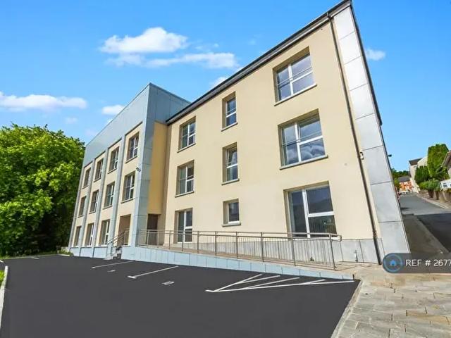 1 Bedroom Flat To Rent In Carlton House, Ebbw Vale, NP23