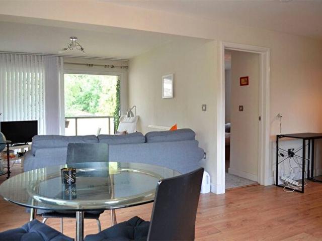 1 Bedroom Flat To Rent In Cholesbury Grange, Headington, Oxford, Oxfordshire, OX3