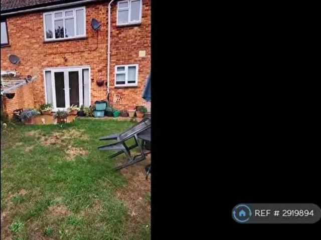 1 Bedroom Flat To Rent In Churchill Avenue, Aylesbury, HP21