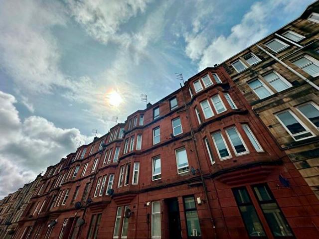 1 Bedroom Flat To Rent In, Clarence Street, P26