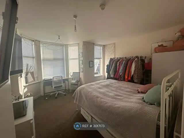 1 Bedroom Flat To Rent In Colwick Road, Nottingham, NG2