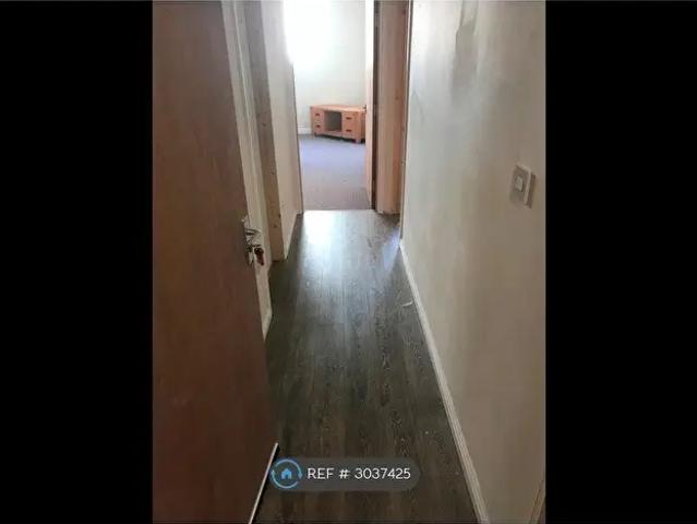 1 Bedroom Flat To Rent In Commercial Street, Aberbargoed, Bargoed, CF81