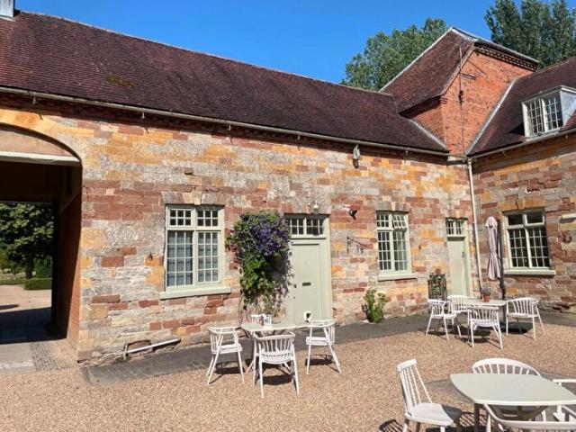 1 Bedroom Flat To Rent In Coughton, Alcester, B49