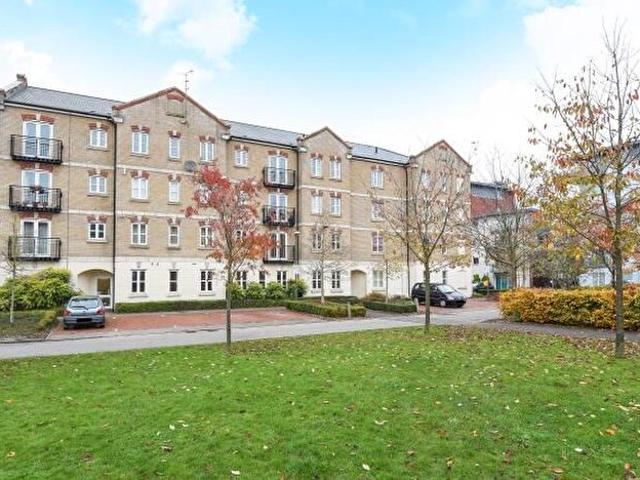 1 Bedroom Flat To Rent In Coxhill Way, Aylesbury, HP21