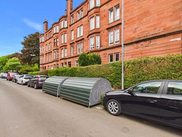 1 Bedroom Flat To Rent In Crathie Drive, Glasgow, G11