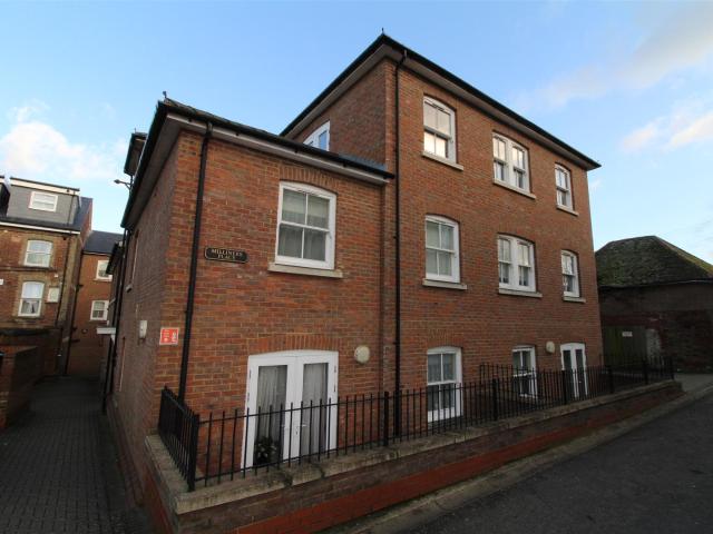1 Bedroom Flat to rent in DUNSTABLE