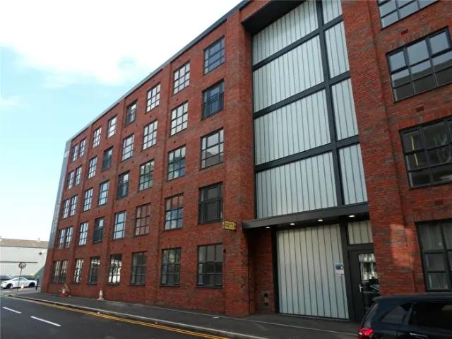 1 Bedroom Flat To Rent In Digbeth Square, Cheapside, Birmingham, B12