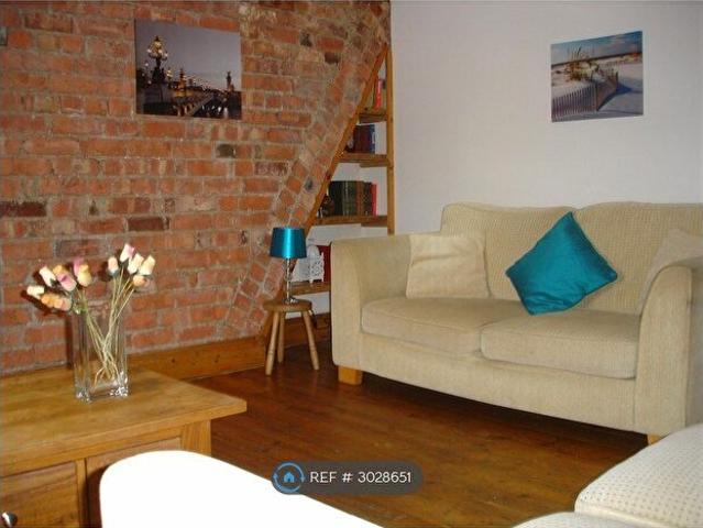 1 Bedroom Flat To Rent In Dolcarne, Aberystwyth, SY23