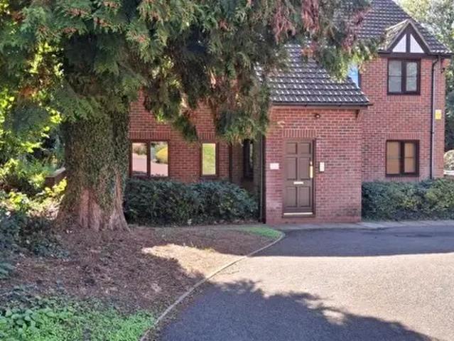 1 Bedroom Flat To Rent In Eton Close, Bidbury Mill, Weedon, NN7
