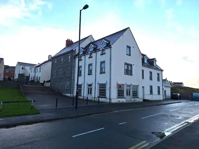 1 Bedroom Flat To Rent In Ffordd Coed Darcy, Llandarcy, Neath, SA10