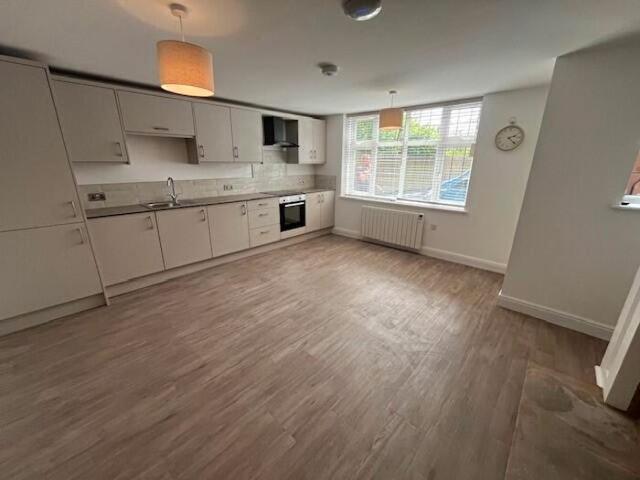 1 Bedroom Flat To Rent In Flat, Manor Road, Derby, DE23
