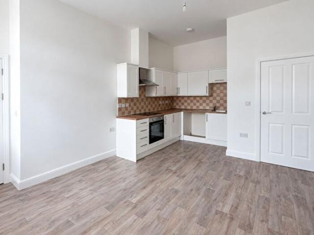 1 Bedroom Flat To Rent In Globe Street, Morriston, Swansea, SA6