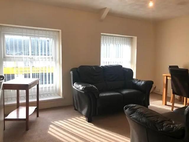 1 Bedroom Flat To Rent In Gowerton, Swansea, SA4
