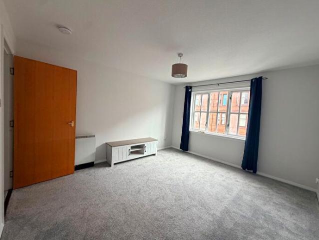 1 Bedroom Flat To Rent In Greenlaw Road, Glasgow, G14