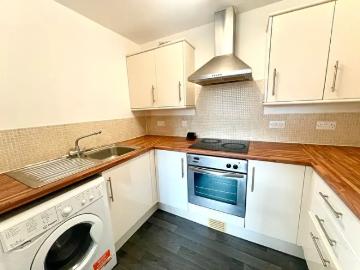 1 Bedroom Flat To Rent In Gressingham Grove, Coventry, CV6