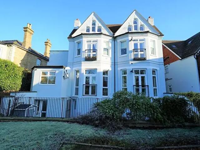 1 Bedroom Flat To Rent In Grove Road, Leighton Buzzard, LU7