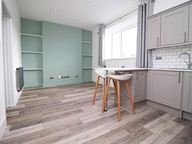 1 Bedroom Flat To Rent In Hanover Street, Swansea, SA1
