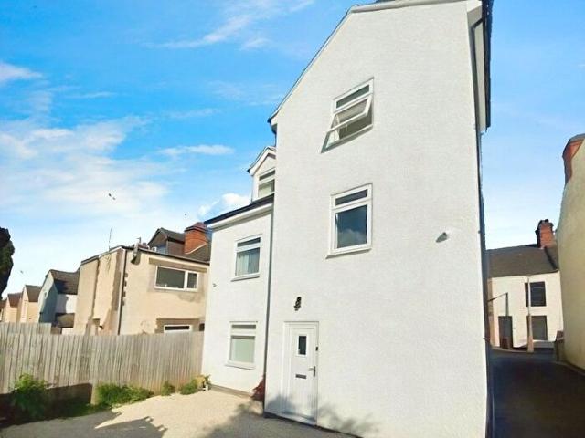 1 Bedroom Flat To Rent In Highfield Street, Earl Shilton, Leicester, Leicestershire, LE9