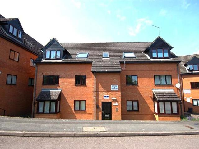 1 Bedroom Flat To Rent In Highgrove Court, Rushden, NN10