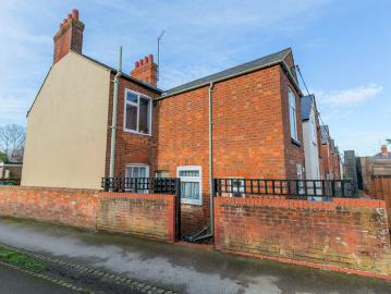 1 Bedroom Flat To Rent In Jubilee Terrace, Stony Stratford, Milton Keynes, MK11