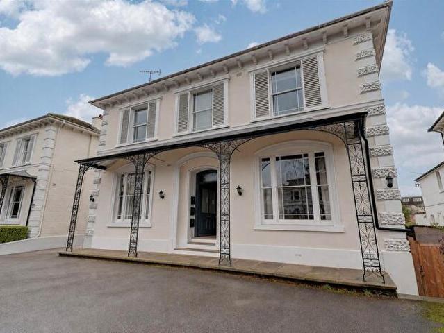 1 Bedroom Flat To Rent In Kenilworth Road, Leamington Spa, CV32